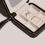 Wolf Caroline Black Zip Travel Case - Image 4