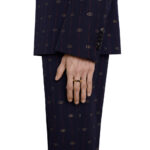 Gucci Link to Love Studded Gold Ring - Image 7