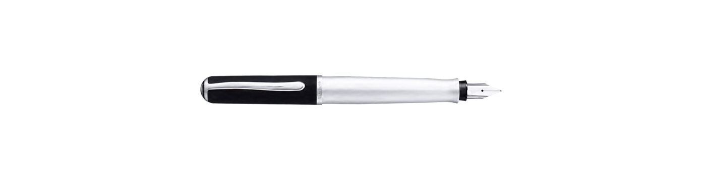 P362 onyx silver transparent Pelikan Epoch P362 Onyx Silver Fountain Pen - Image 1